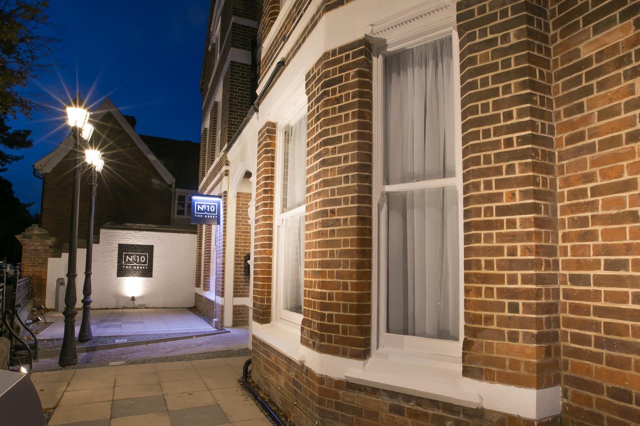 Apartments At Number 10 The Abbey NWI Extérieur photo